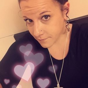 Meet your Posher, Nikki